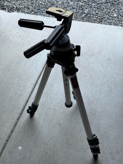 Manfrotto Bogen 3021 Professional Tripod with 3029 Pan Tilt Head