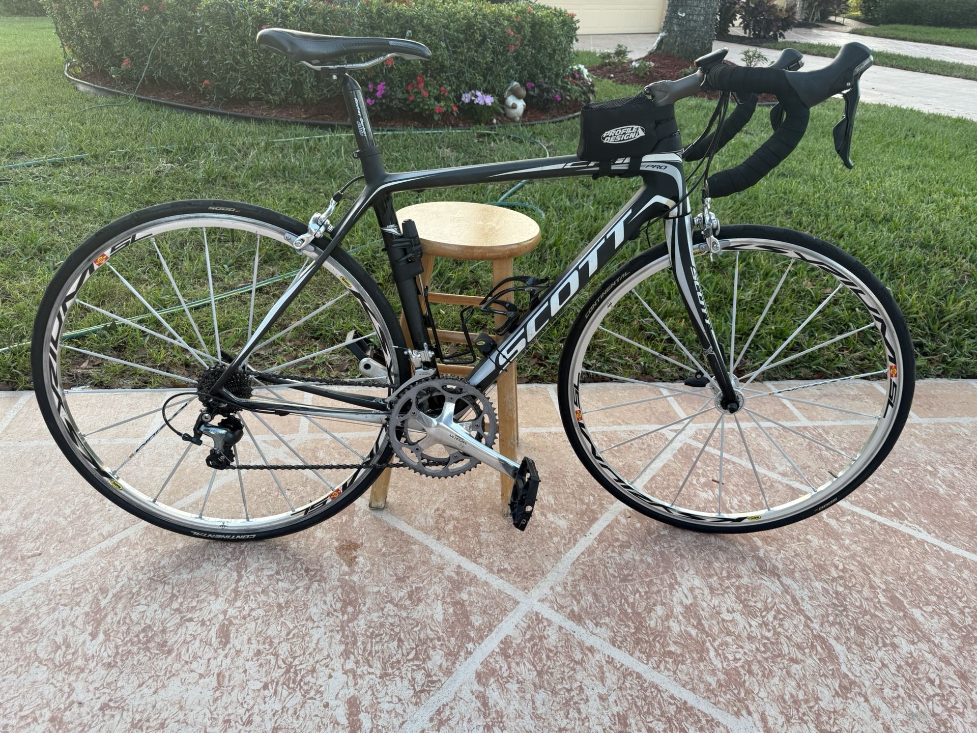 Scott CR1 Pro Full Carbon Road Bike -54 Cm-Mavic Karin Elite SL Wheels