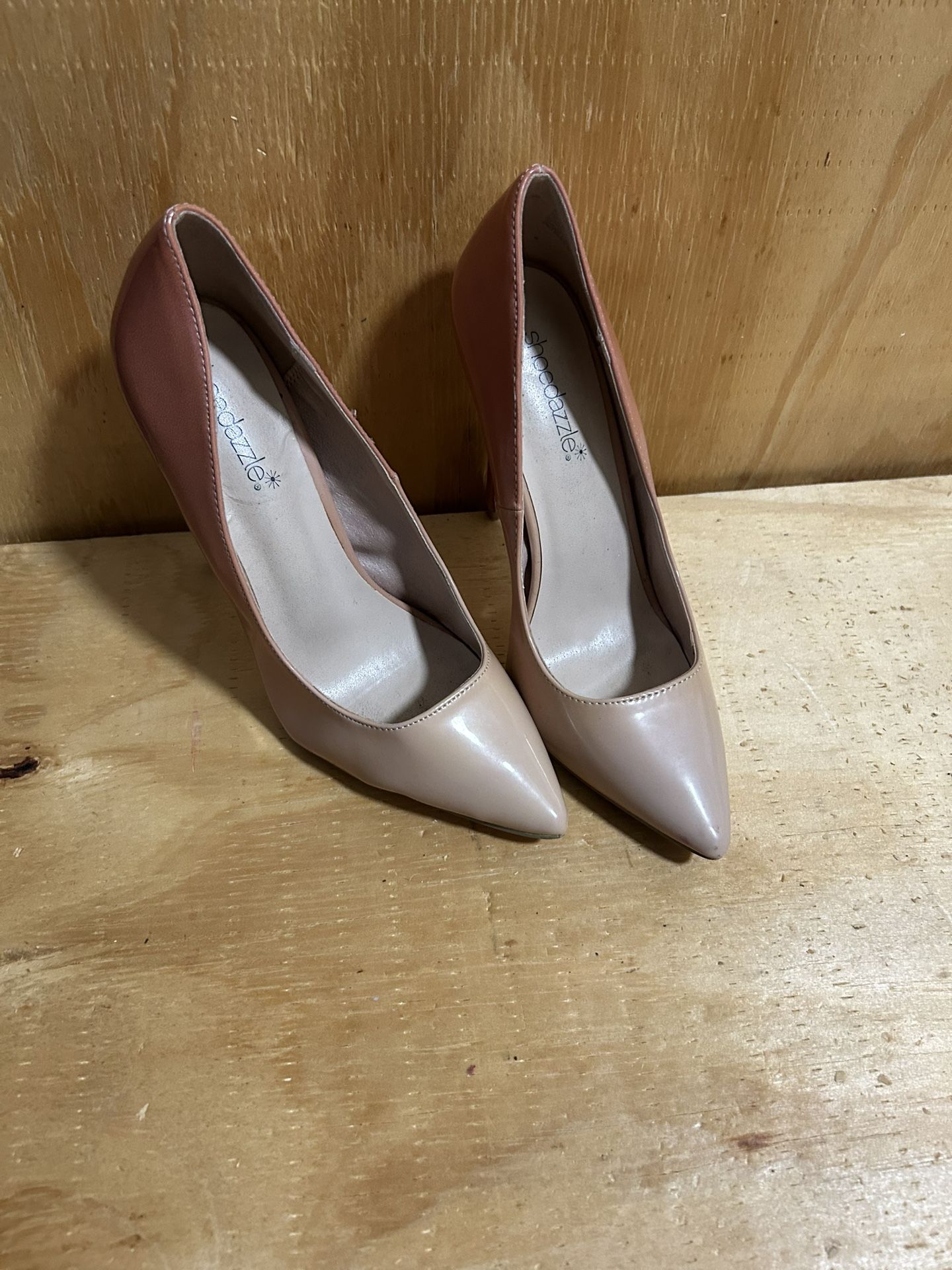 ShoeDazzle Peach Heels 6.5