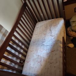 Crib/toddler Bed Solid Wood.