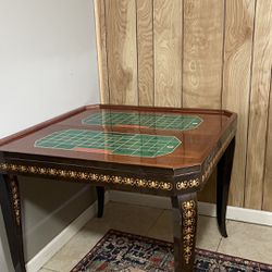 Game Table, Originally From Italy. SPELBORD, med spelmarker, sent 1900-tal.