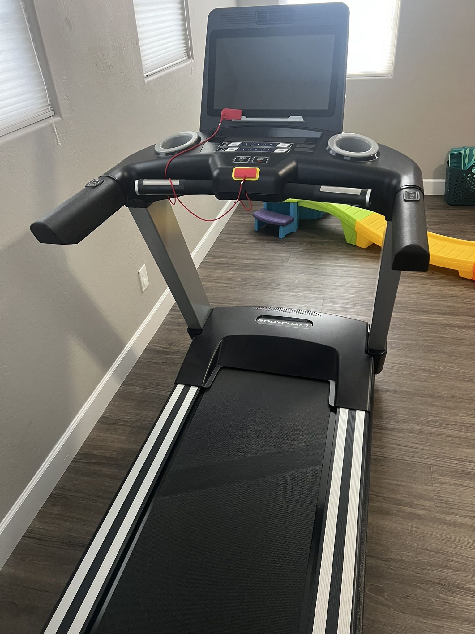 HIGH END BODY CRAFT T800 TREADMILL 