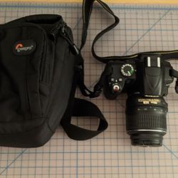 Nikon Digital Camera D3000