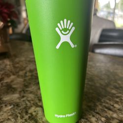 Hydro Flask Tumbler 32 Oz