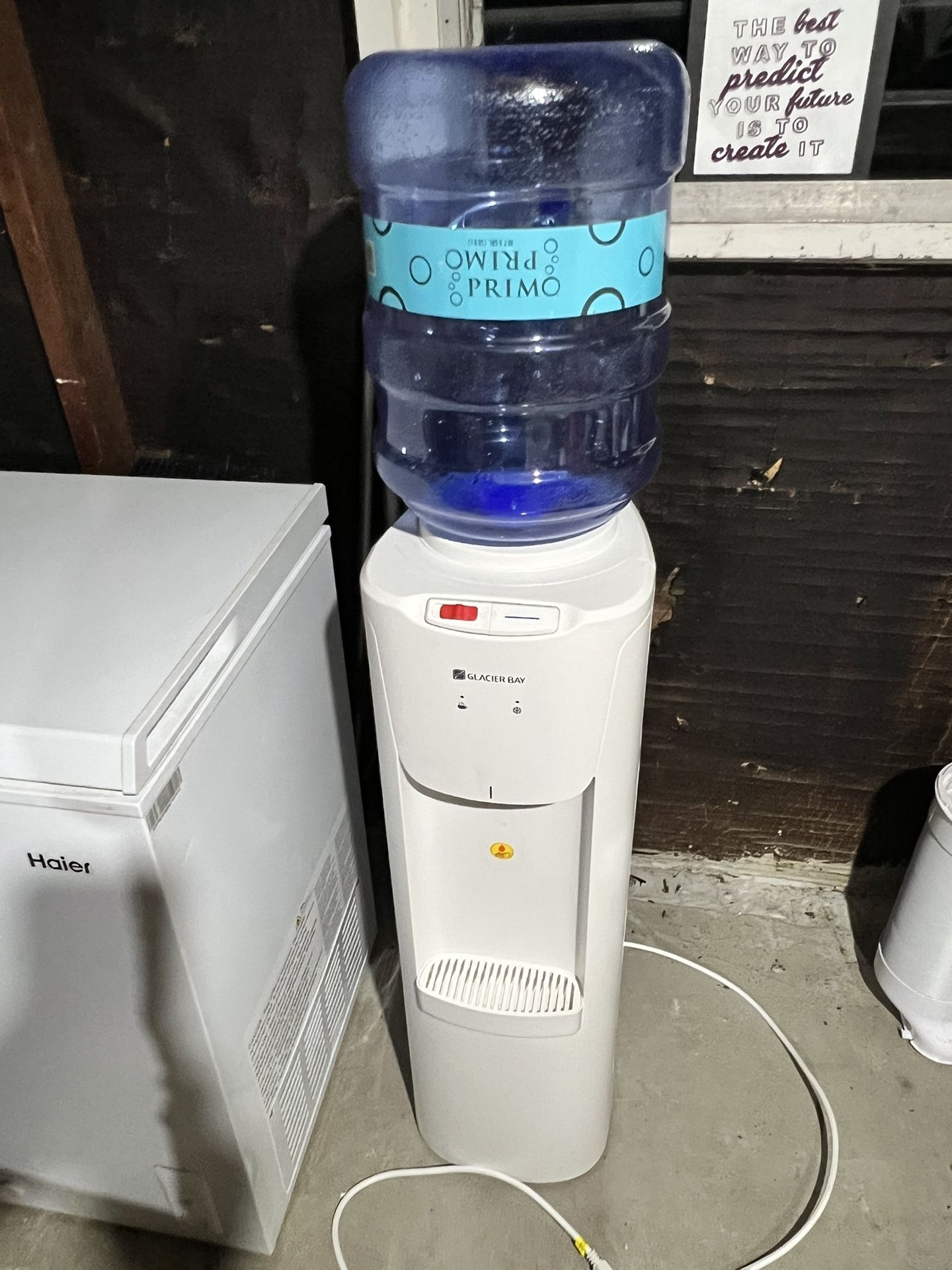Glacier bay Water Dispenser