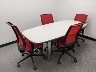 Office Chairs - High Performance (reclines In Diff Directions)