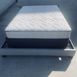 Full. Set. Matress.  Only.  No Base 