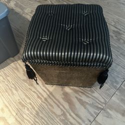 Beautiful Upholstered Ottoman Perfect for a living room, bedroom, family room, den