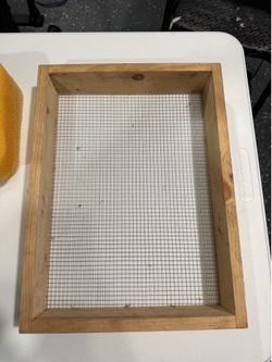 Garden sieve