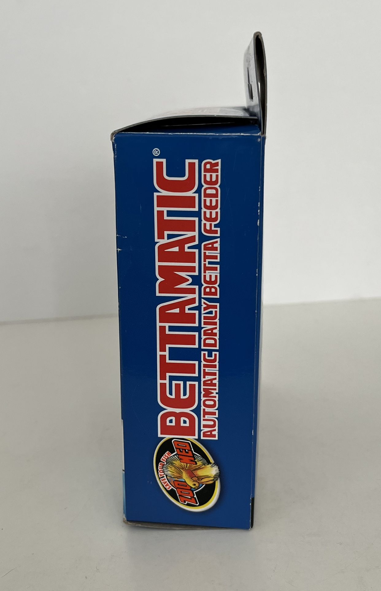 Bettamatic automatic fish feeder top