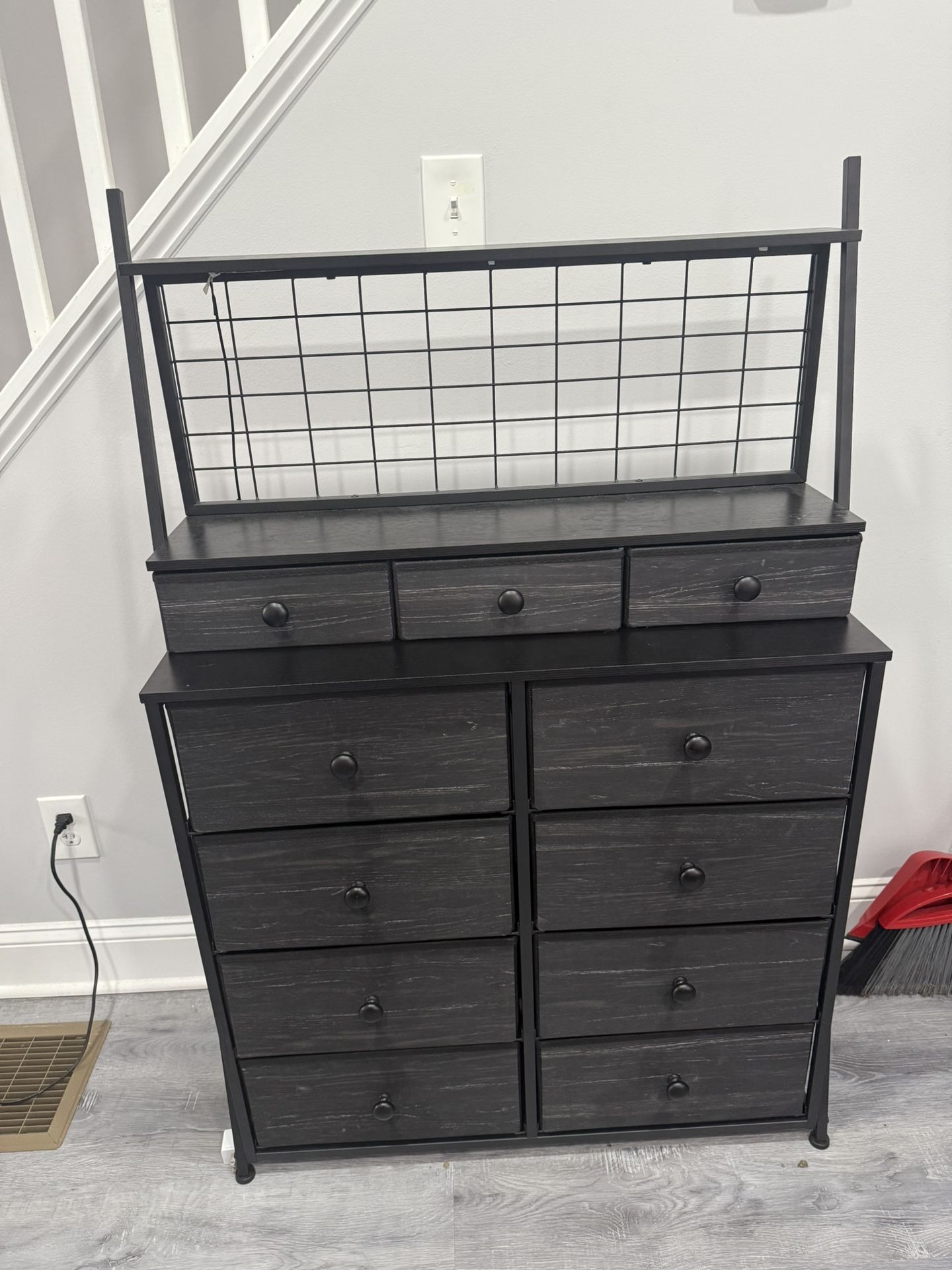 8 Drawer Dresser