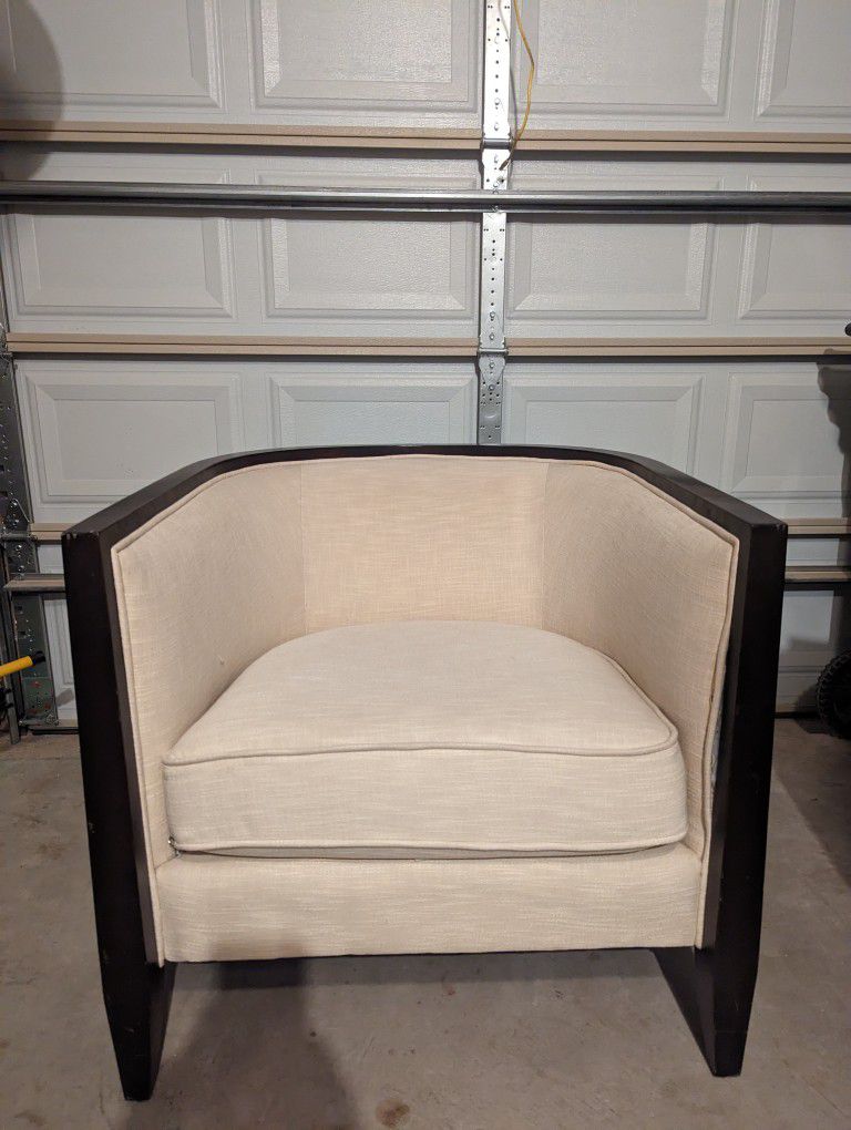 2 Free Matching Accent Chairs!
