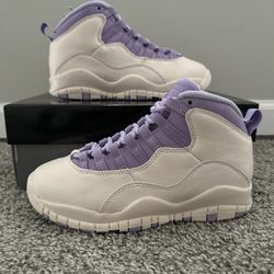 Air Jordan 10 Retro Hydrangeas Women’s Size 5.5 (SKU: IQ0388-100)