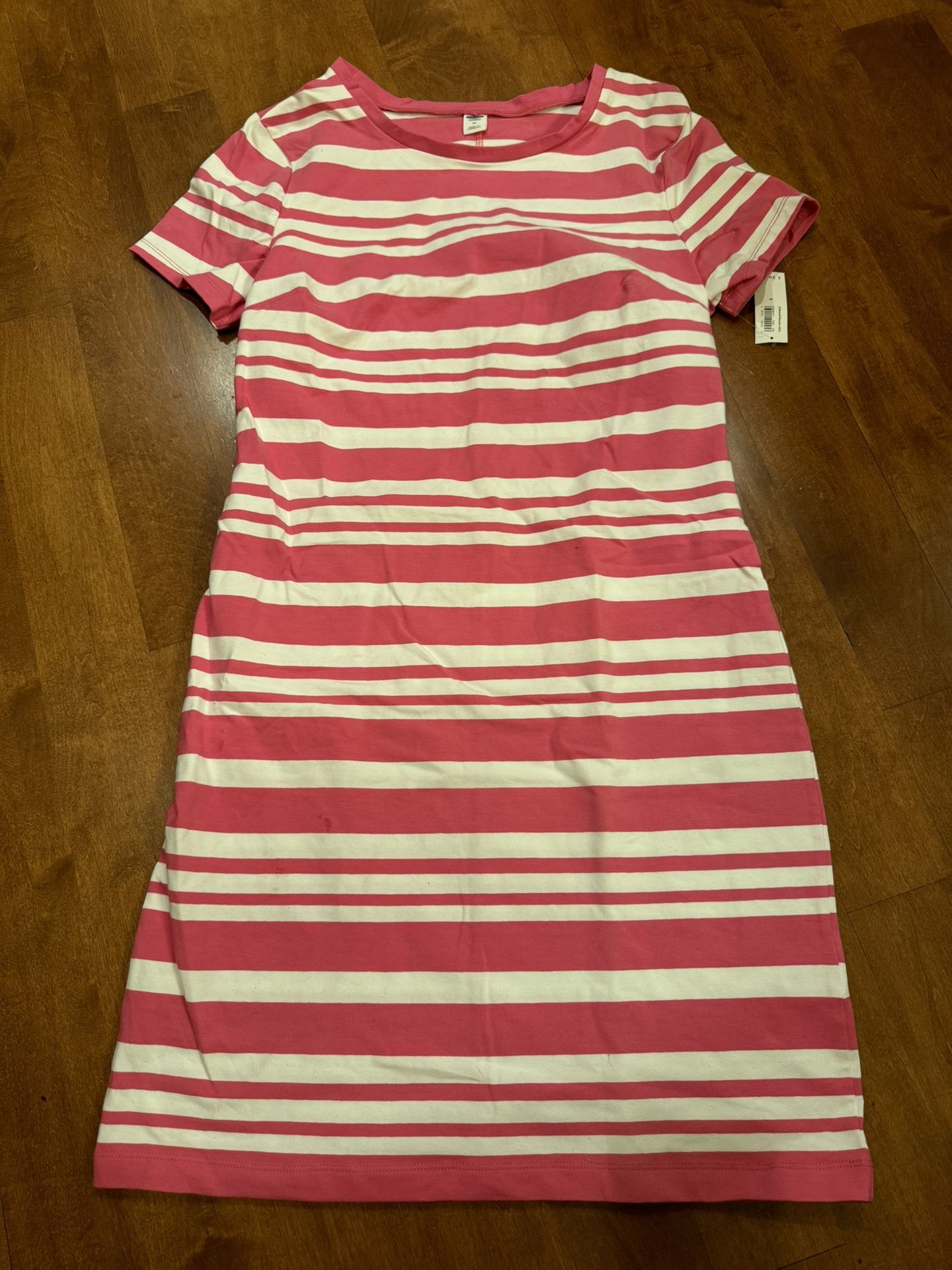 Woman’s Old Navy Dress New W Tags Shipping Available