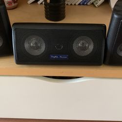 Surround speakers