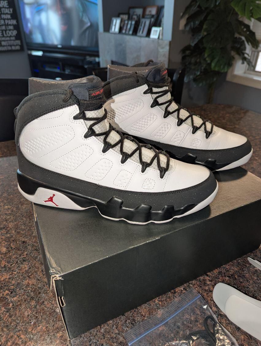 Size 11.5 - Nike Air Jordan 9 Retro OG “Space Jam” 2016 Black/White (302370-112)