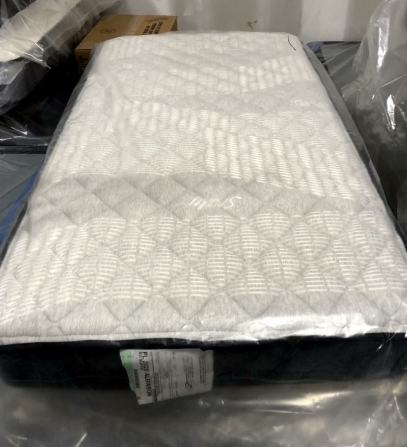 Queen MATTRESS -