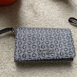 Guess Wallet