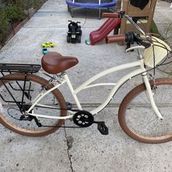 Womens  Cruiser