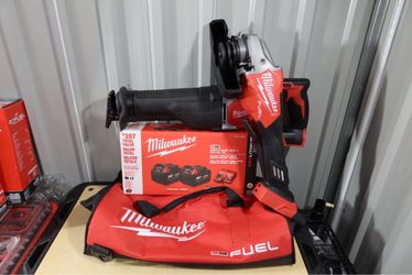 Milwaukee M18 power tools cutting kit