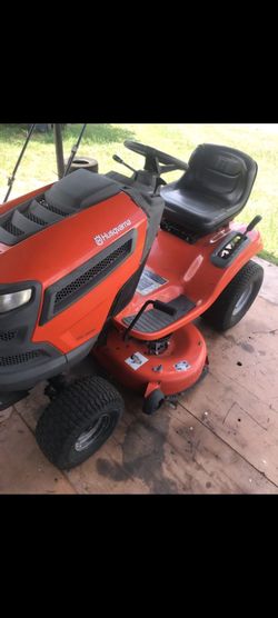 Riding mower runs and cuts great new battery