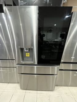 Refrigerator InstaView  LG 4 -Door In Stainless Steel 