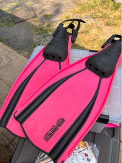 Diving fins