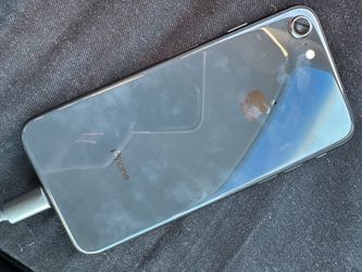 iPhone 8 64