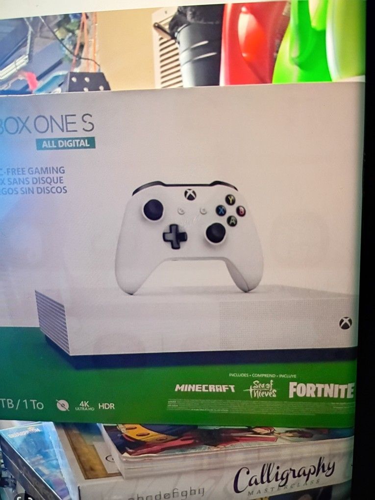Unopened Xbox One S 1tb With Fortnite And Mindcraft