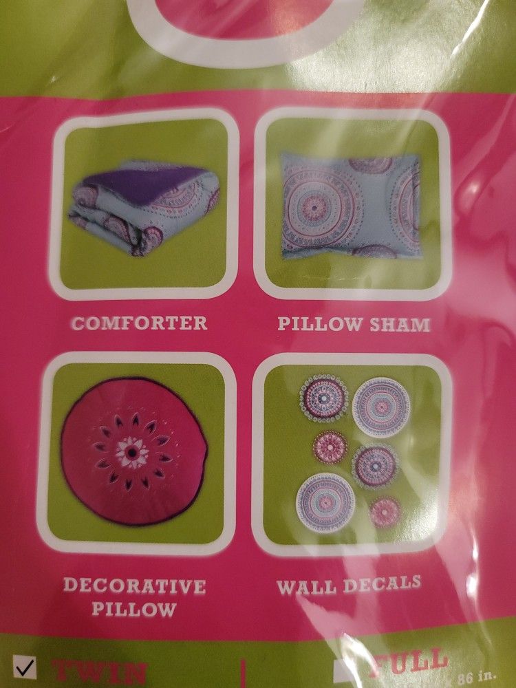 Reversible Twin Comforter