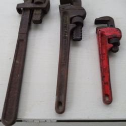 PIPE WRENCHES (3)