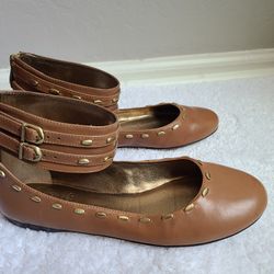 Vince Camuto Flats Size 6.5