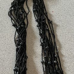 Versatile Black Beads Collar
