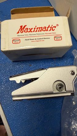 Clippard Maximatic MMV-F4QM-F Foot Pedal Valve