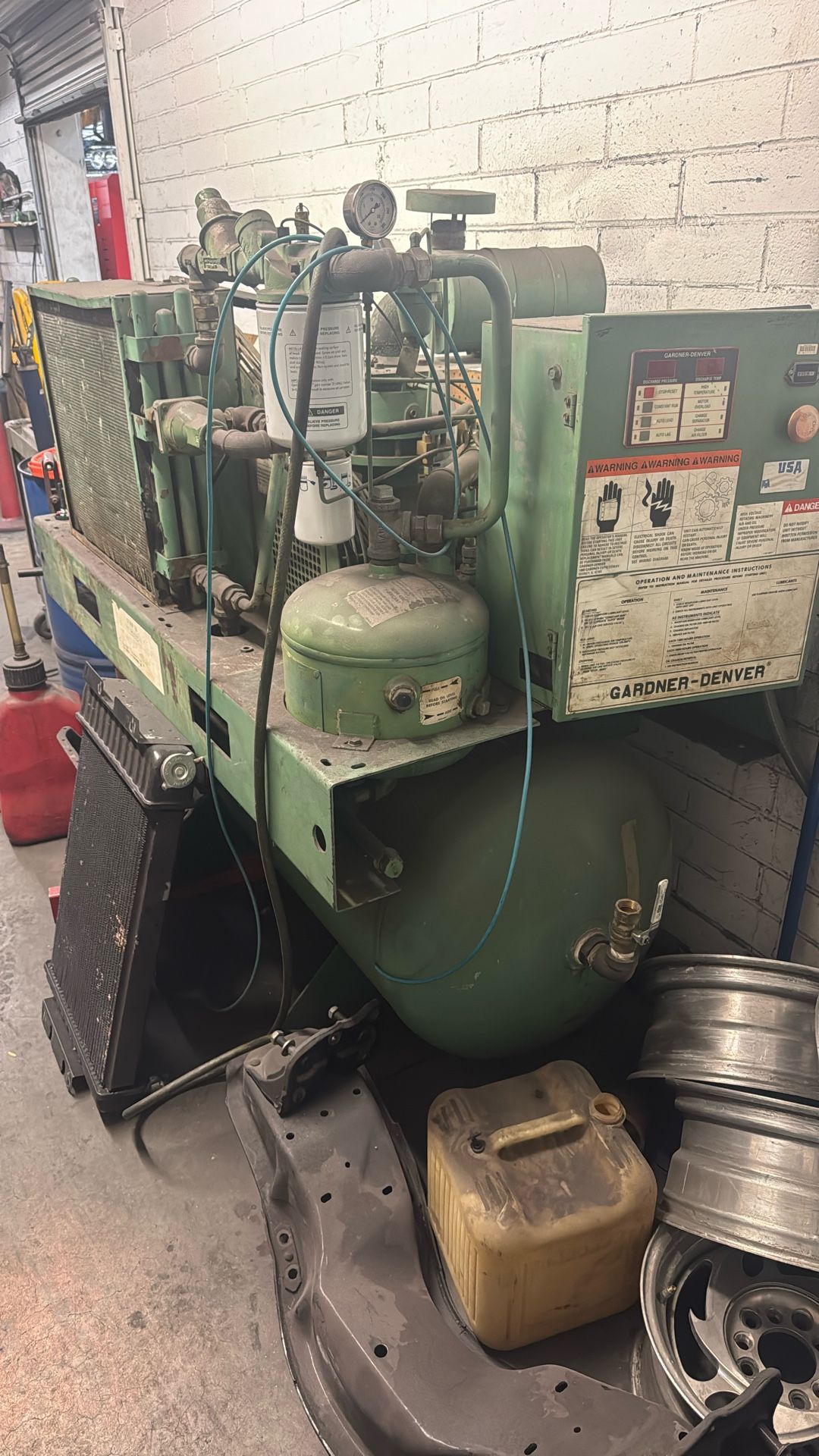 Air compressor