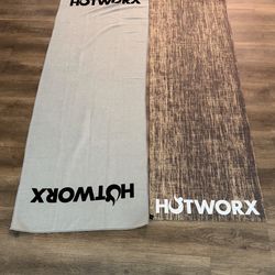 🔥 HOTWORX Yoga Mat – Great Condition 🔥