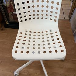 White IKEA Rolling Chair Adjustable Height 