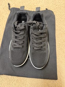 Orthora Shoes men size 7.5 and women size 9