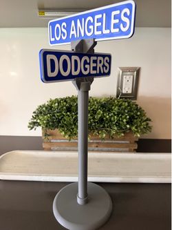 LA dodgers street sign