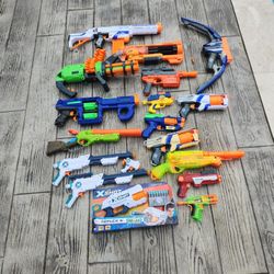 17 Nerf Guns