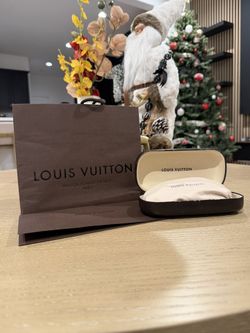 Louis Vuitton Evidence Sunglasses