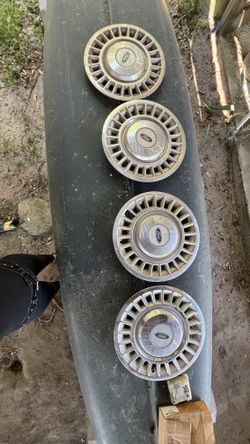 Hub Caps - Crown Vic