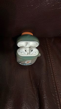 Apple AirPods with Gatorade Silicone Case