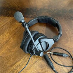 Sennheiser HMD 281-13 Professional Headphones with Headset Microphone