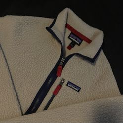 Women’s Patagonia Fleece Jacket