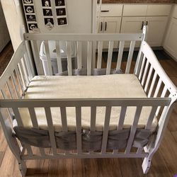 Mini Crib 