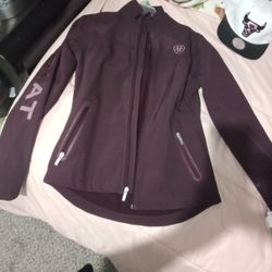 Ariat Wine Color Jacket Women Size Small