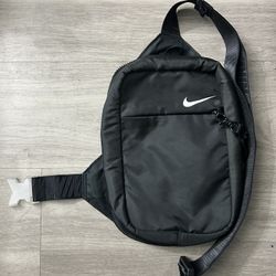 Nike Cross Body Bag Essentials 