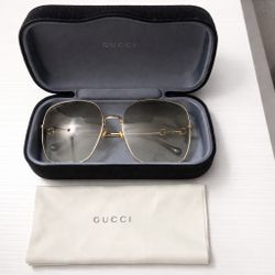 🕶️ Gucci Sunglasses – Like New