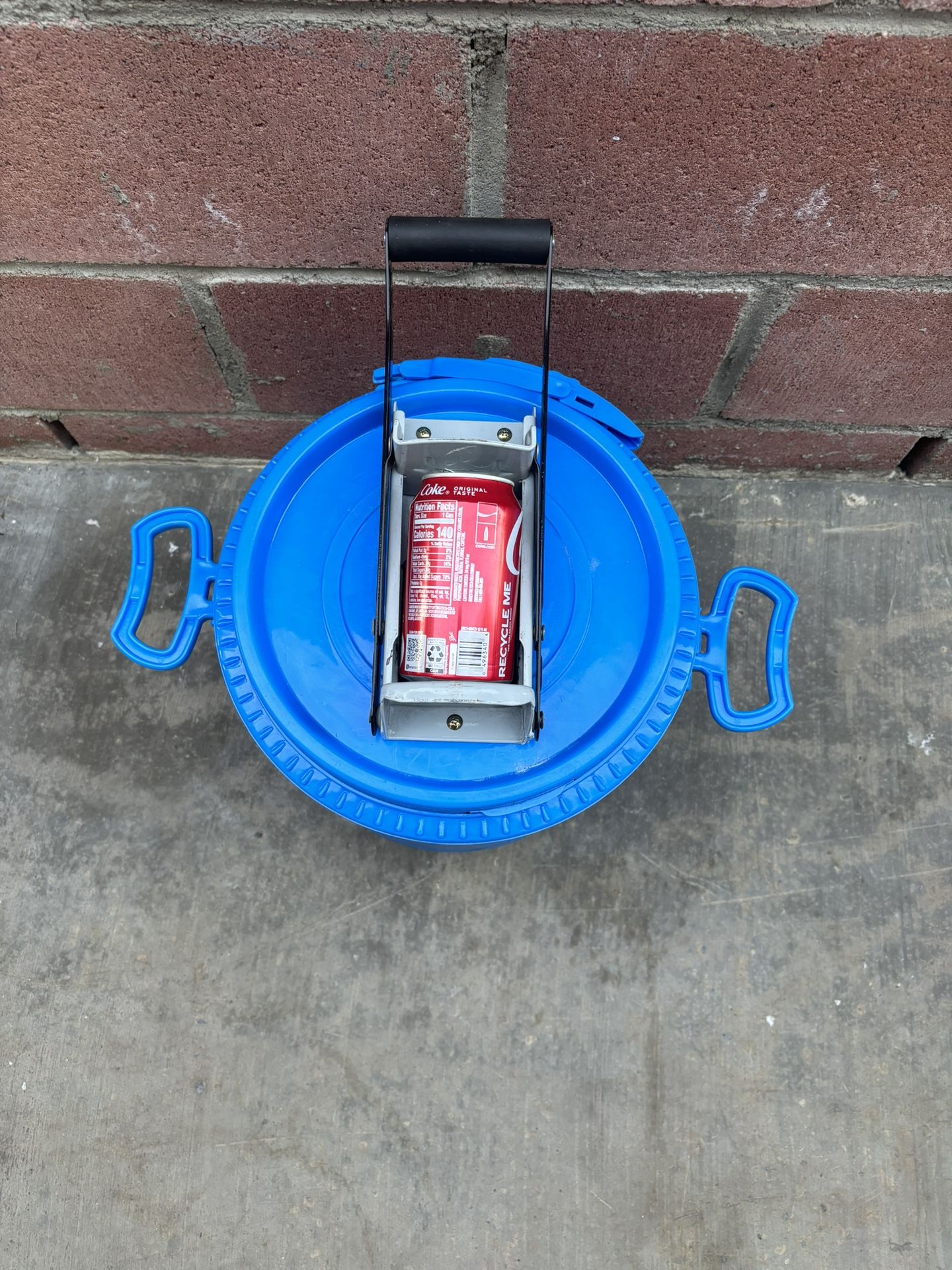 Container